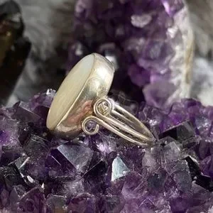 Rage | Jewelry | Vintage Mother Of Pearl Rage Sterling Silver Ring ...